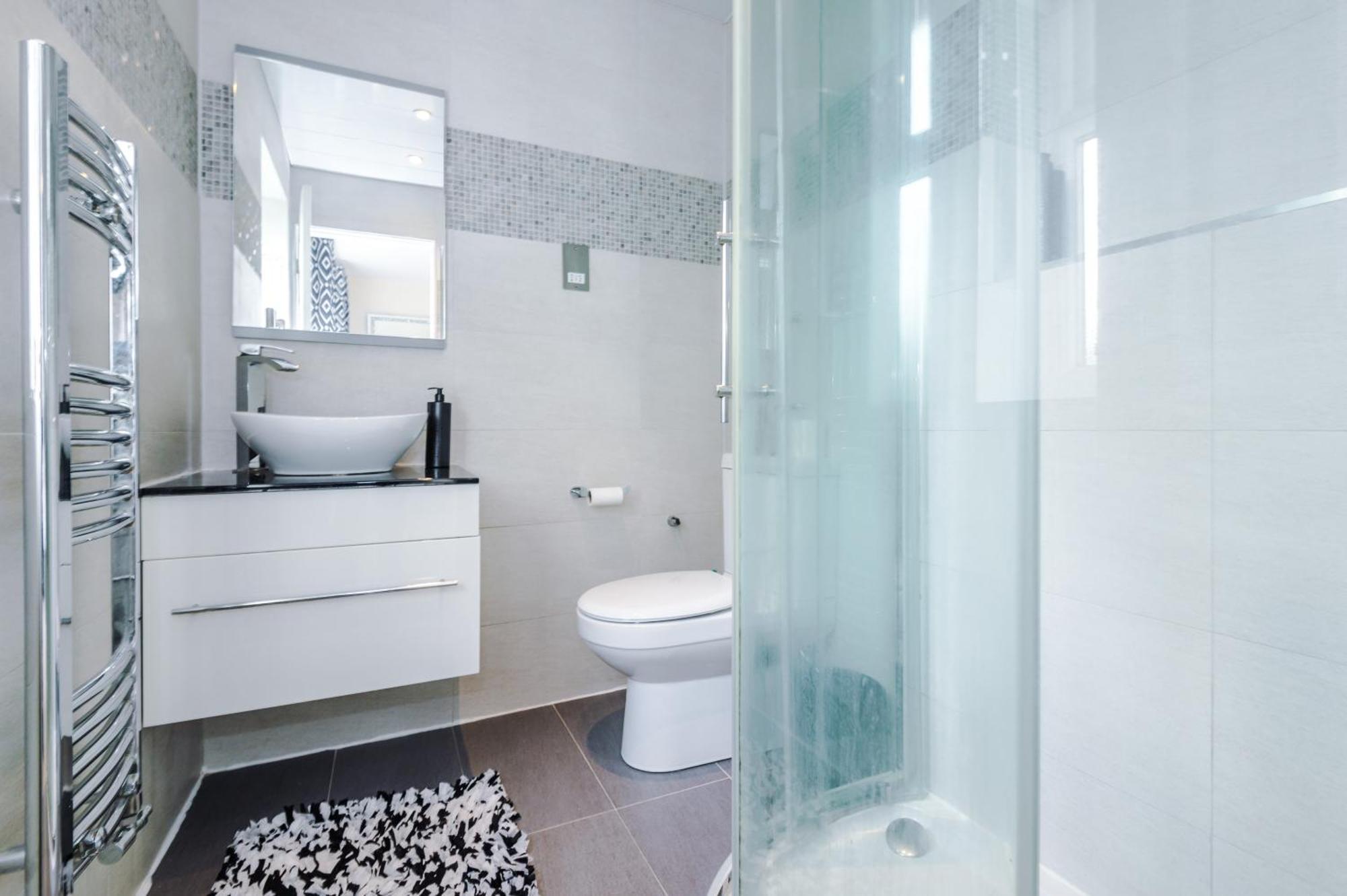 The Green- Beautiful & Spacious 5 Bed Detached In Worsley, Manchester المظهر الخارجي الصورة